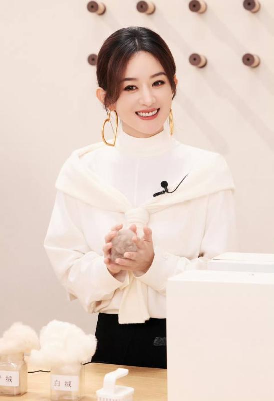 Mỹ nhân hạng A thất bại ê chề nhất 2025: Đóng phim nào flop phim đó, văng tục trên MXH gây phẫn nộ- Ảnh 4.