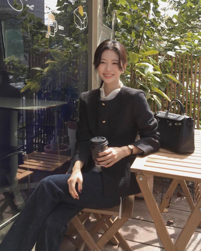 5 mẫu áo khoác sang trọng nhất, bên trong mặc đơn giản mấy cũng thành đẳng cấp- Ảnh 3.
