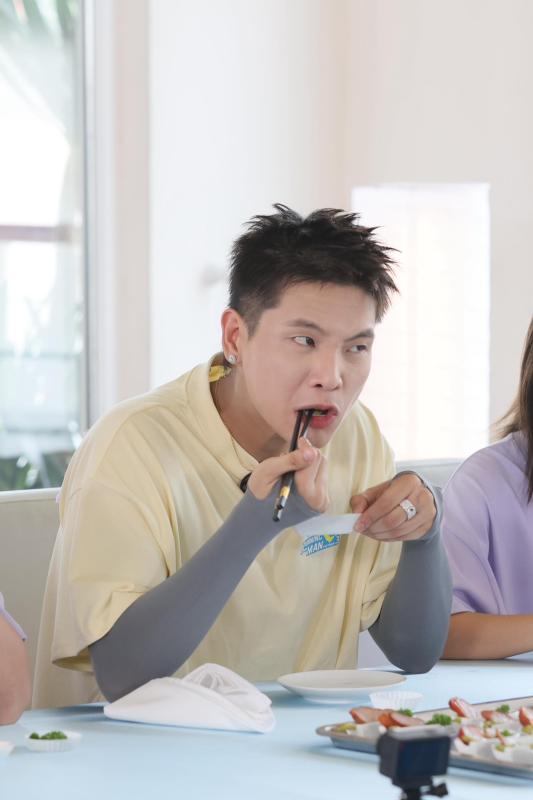 Nhân tố mới đẹp trai nhưng 