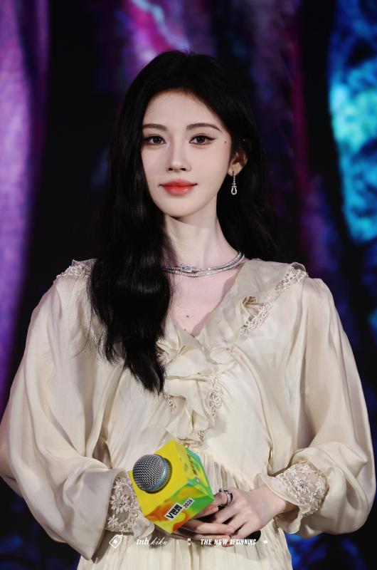 Dấu chấm hết của mỹ nhân đẹp nhất showbiz: 8 năm gồng gánh công ty, dính cáo buộc đại án kinh tế- Ảnh 6.