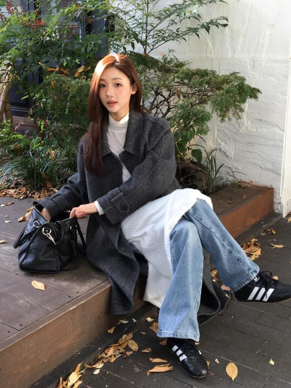 Dọn tủ đồ cuối năm chỉ cần giữ lại đúng 3 đôi giày bệt giúp cả outfit thêm sang trọng- Ảnh 8.
