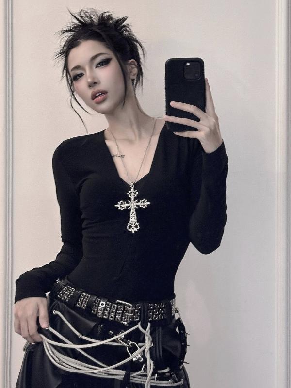 Tân binh Vbiz hot nhất 2025: Cả loạt trai xinh gái đẹp “so kè” sức nóng, đến top 1 mới bất ngờ!- Ảnh 3.