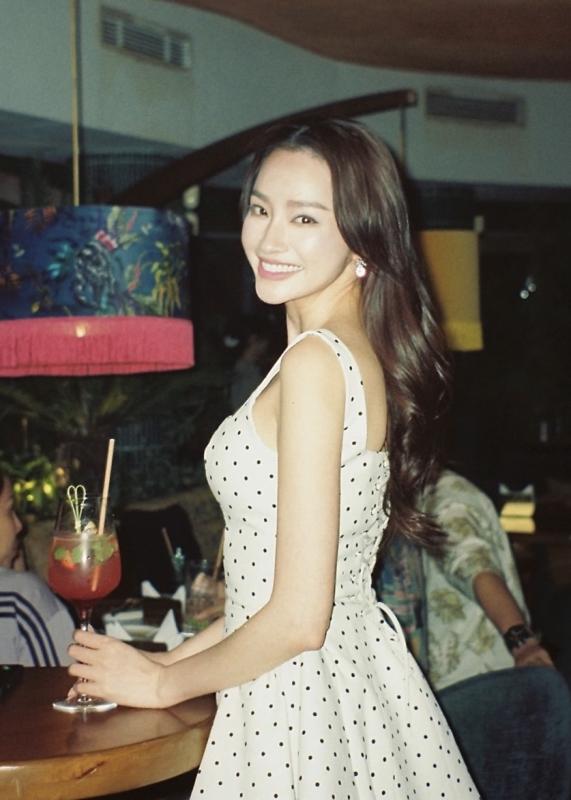 Nữ hoàng quảng cáo Việt đầu tiên lọt top đẹp nhất thế giới, nhan sắc đáng kinh ngạc ở ngưỡng U40- Ảnh 7.