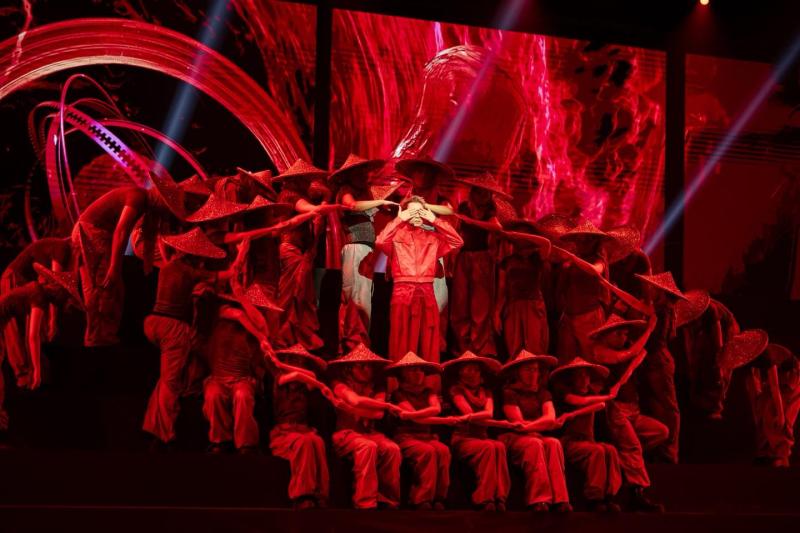 Không ngờ HLV Rap Việt cũng có ngày này: Rap trên nền nhạc Ngũ cung, diễn đỉnh khiến người xem gào thét- Ảnh 5.