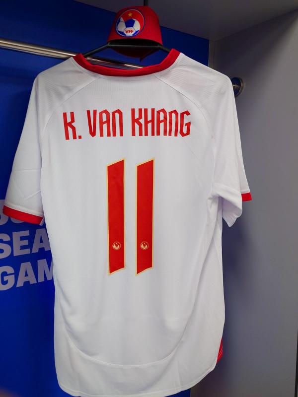 Đình Bắc lập cú đúp, U22 Việt Nam chật vật thắng Lào 2-1: Đường đến HCV SEA Games 33 đầy gian nan- Ảnh 14.