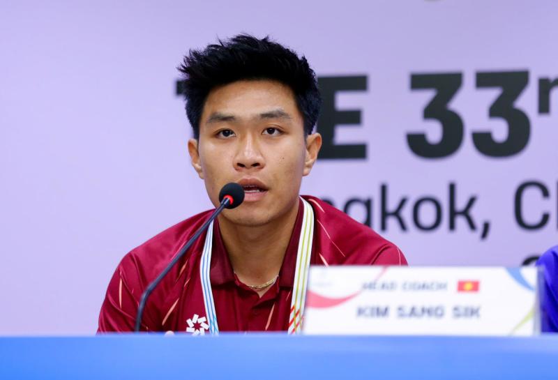 Tuyển thủ U22 Việt Nam gây sốt vì 