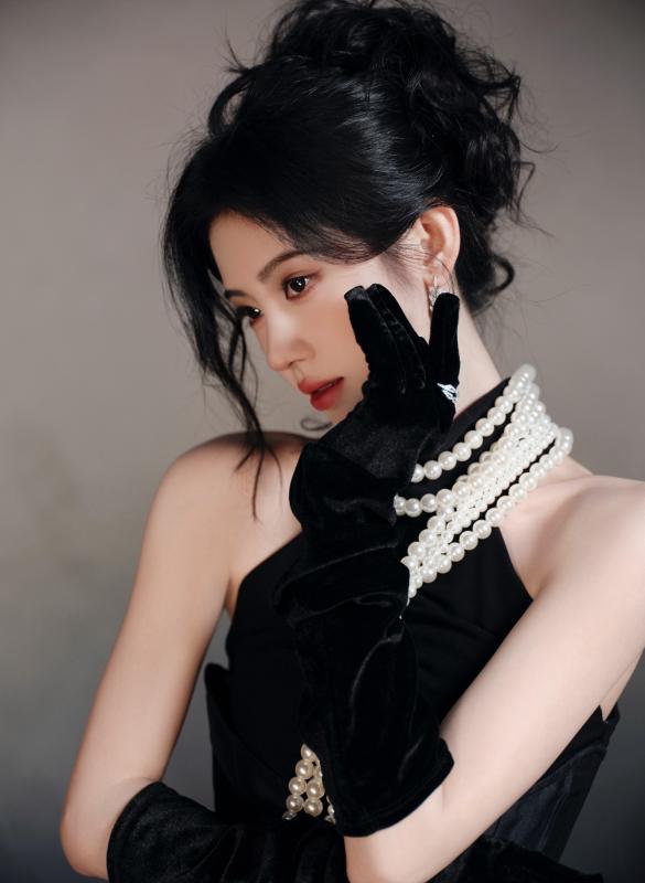 Chê ai thì chê chứ chê mỹ nhân này là dở: Đẹp đến điên đảo chúng sinh, cả thế giới phải tương tư- Ảnh 3.