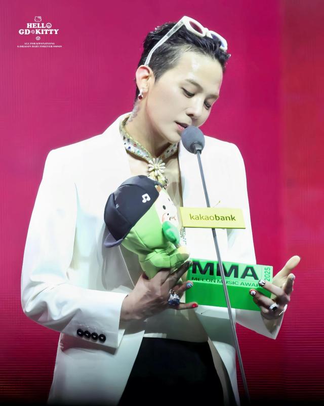 Gọi G-DRAGON là sứ giả hoà bình - cả Hàn Quốc chỉ có "anh Long" làm được điều này!- Ảnh 1.