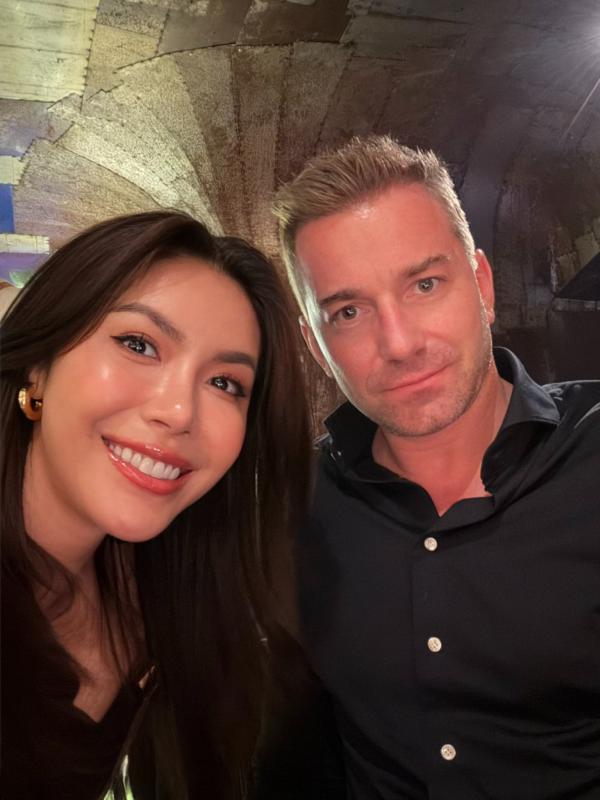 Noel này showbiz tưng bừng: 1 đôi khoe con gái, hội bạn 5 cặp vợ chồng Vbiz ăn tiệc trong biệt thự sang chảnh- Ảnh 5.