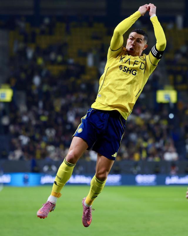 Ronaldo là "cỗ máy" bị thời gian lãng quên- Ảnh 1.