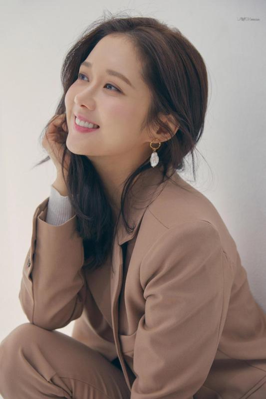 Jang Na Ra U45 "chống già" đỉnh của chóp, làn da căng mọng collagen nhờ 1 loại rau bạt ngàn chợ Việt- Ảnh 4.