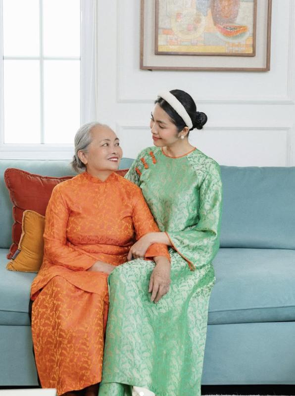 Đẳng cấp dâu hào môn: 4 tiêu chí chọn áo dài 