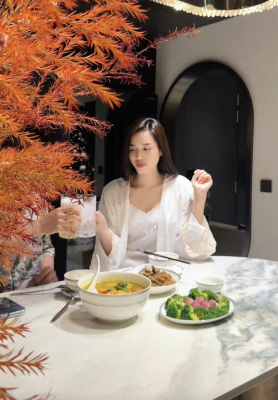 Quyết định quan trọng của Đỗ Hà sau 2 tháng kết hôn với thiếu gia tập đoàn Sơn Hải- Ảnh 6.