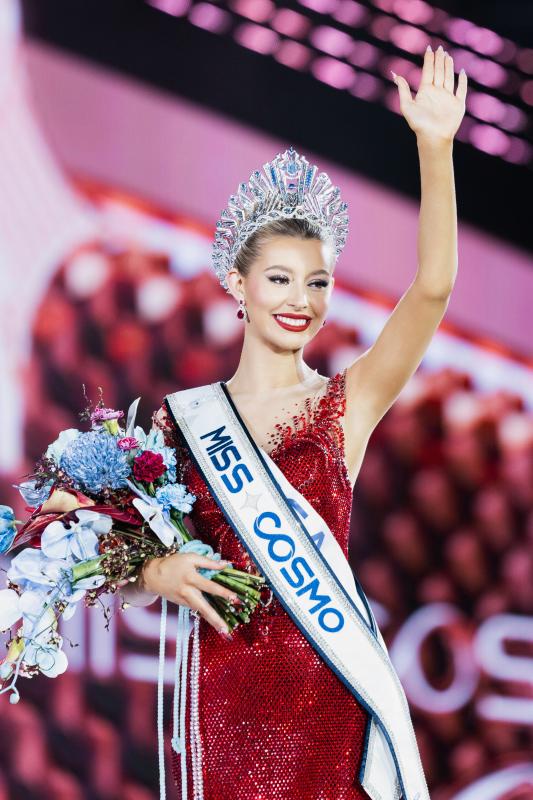 Bỏng mắt trước body của dàn người đẹp Miss Cosmo: Thần thái không có điểm nào chê!- Ảnh 6.
