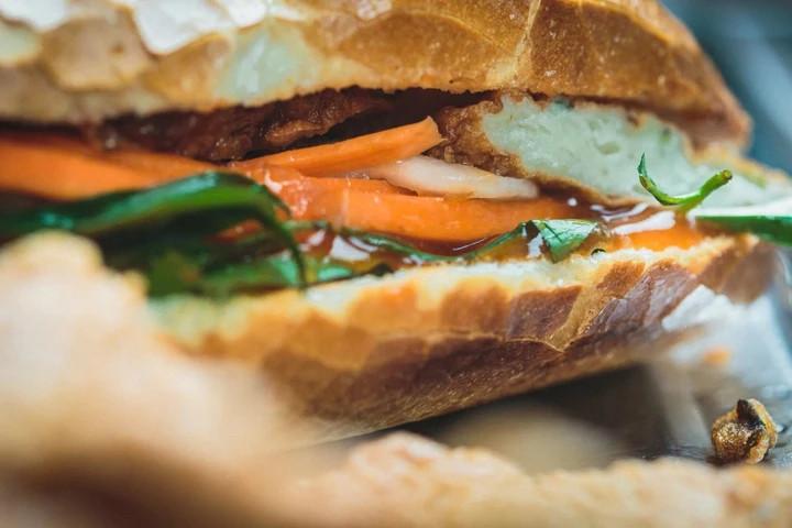Hơn 100 người nghi ngộ độc sau ăn bánh mì ở TP.HCM: Sở Y tế TP.HCM thông tin- Ảnh 1.