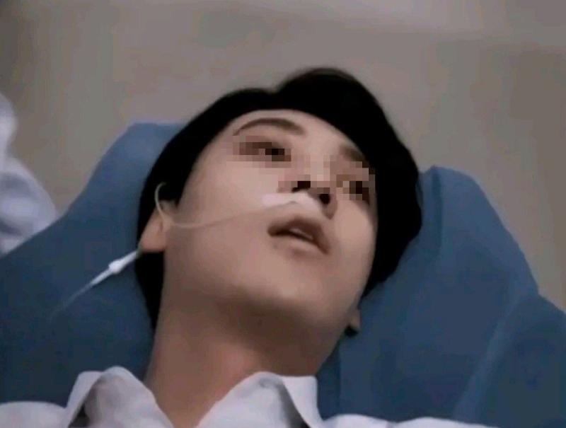 Tại sao ung thư gan thường phát hiện ở giai đoạn muộn? Đã có quá nhiều người bỏ lỡ "2 ngứa, 2 hôi" cảnh báo sớm này!- Ảnh 1.