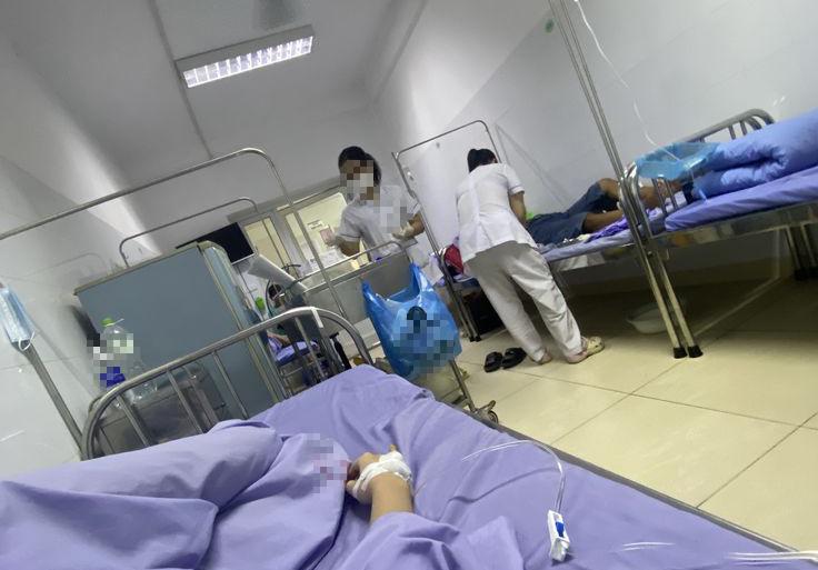 Thà để tóc bết, mùi khó chịu còn hơn gội đầu vào 5 thời điểm này: Mạng “mỏng như giấy”, đột quỵ lúc nào không hay- Ảnh 1.