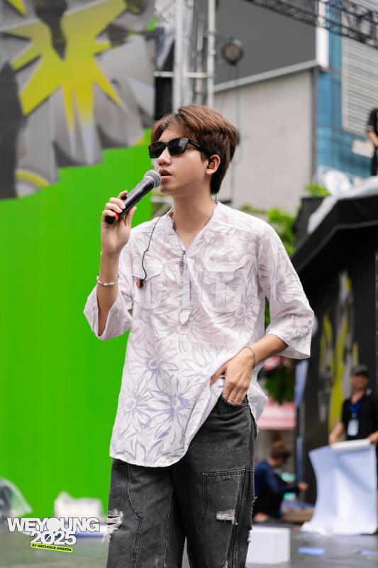 Tổng duyệt Gala WeYoung 2025: Bảo Anh khoe mặt mộc vẫn quá đỉnh, một ‘sít rịt” đủ khiến fan Ninh Dương Story đứng ngồi không yên- Ảnh 21.