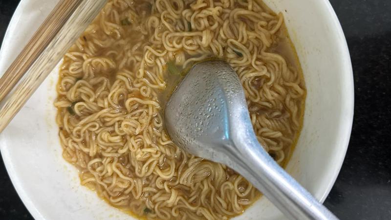 Bé trai 13 tuổi tử vong sau khi ăn liên tiếp món "vạn người mê"- Ảnh 2.