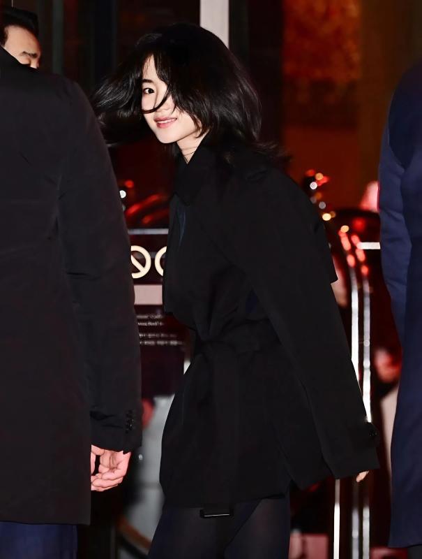Sốc visual với nữ thần tại đám cưới Kim Woo Bin - Shin Min Ah, đích thị là khách mời đỉnh nhất- Ảnh 5.