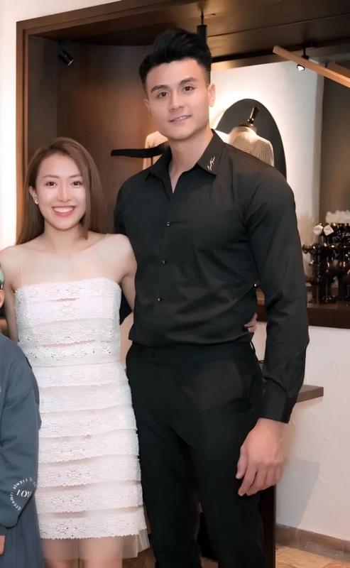 Vợ của nam thần số 1 Vbiz: Tiểu thư gia thế khủng, cưới 2 năm vẫn chưa lộ mặt- Ảnh 1.