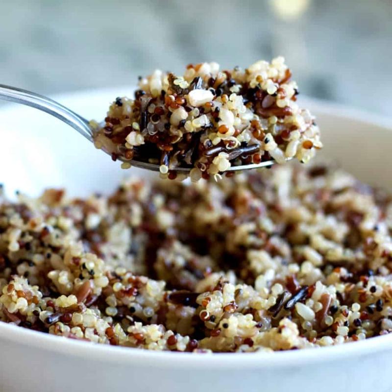 Nấu cơm đừng chỉ cho nước: Thêm 2 thứ này, cơm vừa dẻo ngon vừa bổ dưỡng, ổn định đường huyết hiệu quả- Ảnh 2.