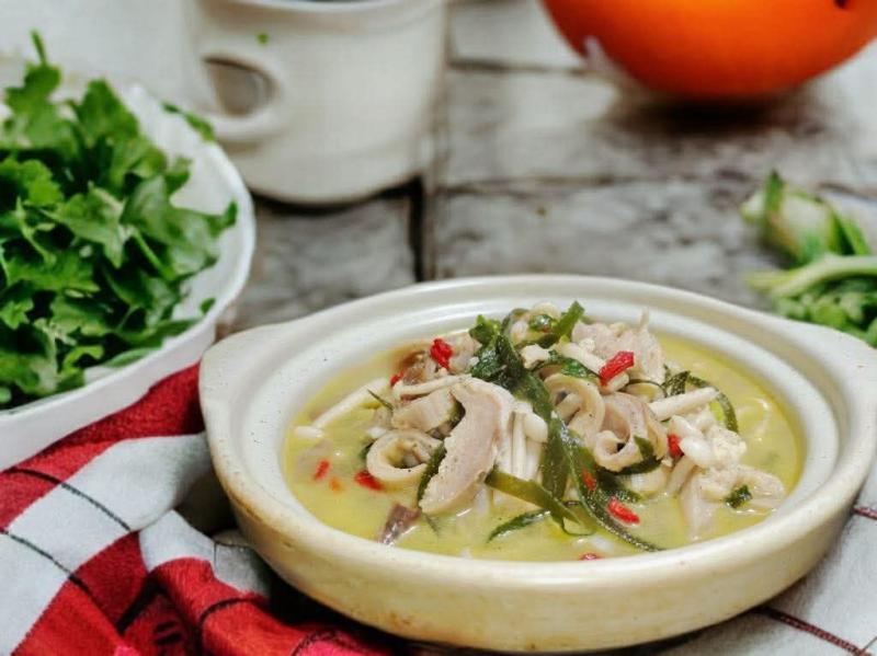 Món canh này rất hợp cho bữa cơm mùa đông: Nấu dễ mà ngon, húp một ngụm nước dùng thôi cũng mê lắm rồi!- Ảnh 7.