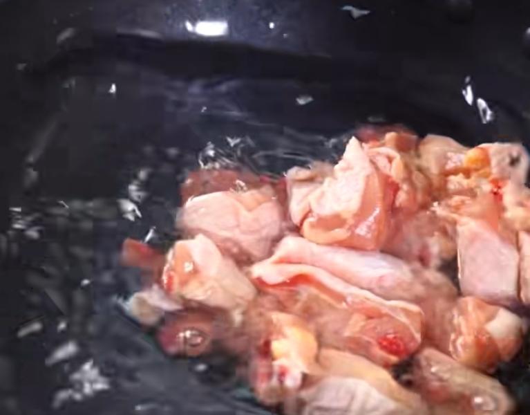 Bữa cơm mùa đông, khuyên bạn nên ăn 4 món 