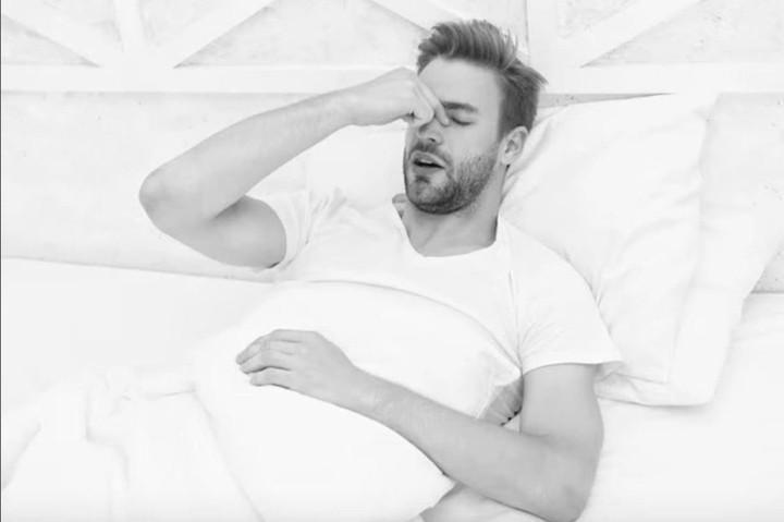 4 dấu hiệu khi ngủ của đàn ông có tuổi thọ ngắn, mắc 2/4 phải đi khám ngay- Ảnh 1.