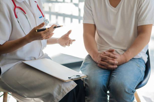 Mô hình lây nhiễm HIV tại Việt Nam đang thay đổi rõ rệt - đây là một trong những nhóm nguy cơ chính- Ảnh 1.