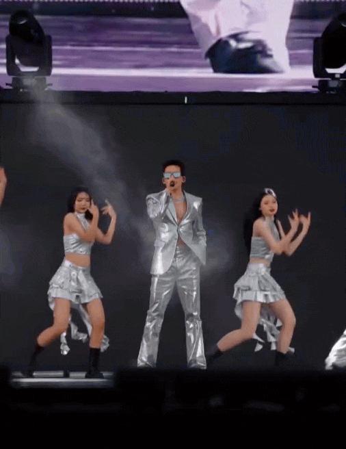 Anh Trai bị tố “sao y” nam thần hot nhất Kpop: Từ trang phục, vũ đạo đến thần thái không thiếu thứ gì- Ảnh 1.