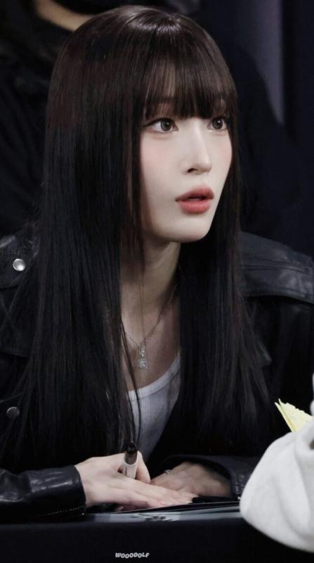 Tiểu thư Samsung khiến quá khứ của Kim Ji Won được nhắc lại- Ảnh 2.