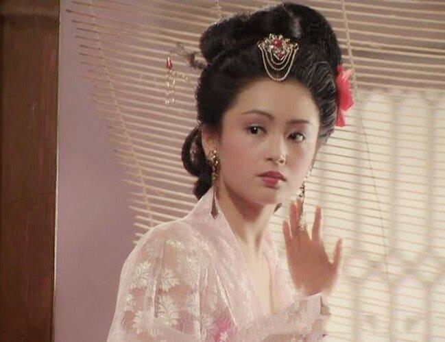 "Điêu Thuyền đẹp nhất màn ảnh" U60 vẫn cực kỳ trẻ trung, mấy chục năm qua chỉ nặng hơn 45kg nhờ 1 bí quyết chống già gói gọn trong 3 từ- Ảnh 1.