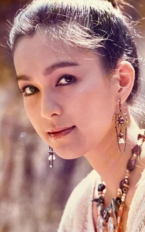 Vóc dáng tuổi 63 của mỹ nhân Việt duy nhất được tung hô “hoa hậu không ngai”, chồng yêu chiều hết mực- Ảnh 1.