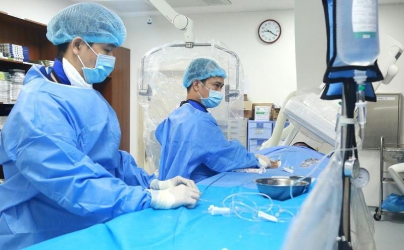 Đột quỵ và đột tử ở người trẻ: Những cú ngã không báo trước và cuộc chạy đua sinh tử- Ảnh 1.