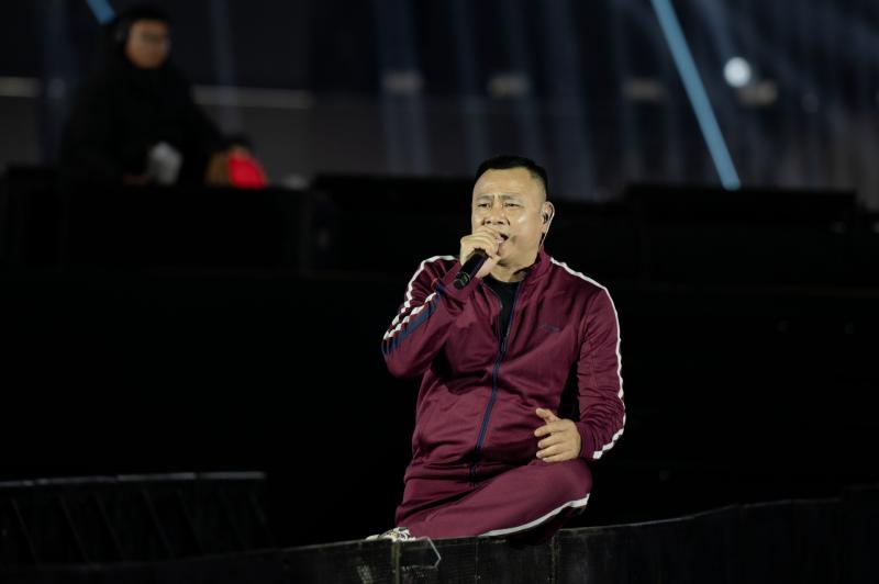 NSND Tự Long cảm ơn 90 nghìn khán giả, nói 1 câu về đội tuyển Việt Nam tại SEA Games!- Ảnh 1.