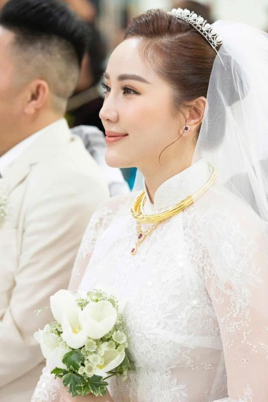 Người đẹp được cầu hôn ở thiên đường biển: Chồng là đại gia siêu giàu, duy nhất 5 sao Việt tham gia đám cưới- Ảnh 5.