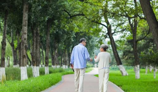 Có 2 dấu hiệu đi lại này thì cảnh giác bệnh suy thận sắp "đến cửa"- Ảnh 5.