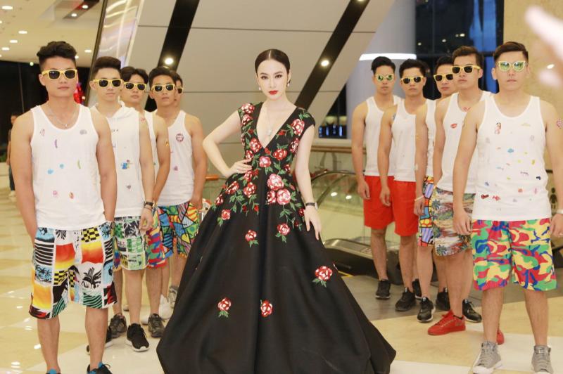 Năm 2025: Hành trình phá sạch tính nữ của Angela Phương Trinh- Ảnh 3.