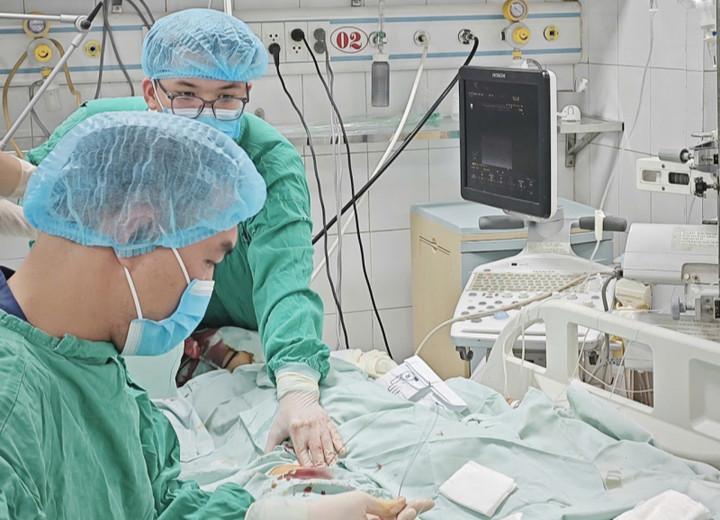 Nữ giáo viên sốc phản vệ sau ăn bún ngan, bác sĩ nói liên quan tới mì chính- Ảnh 1.