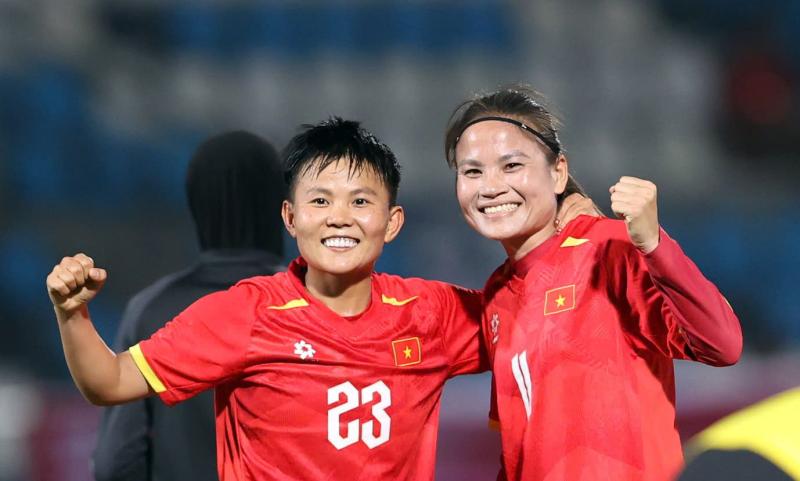 Tuyển Việt Nam thắng đậm 7-0 Malaysia, HLV Mai Đức Chung vẫn mong có thêm bàn thắng- Ảnh 1.