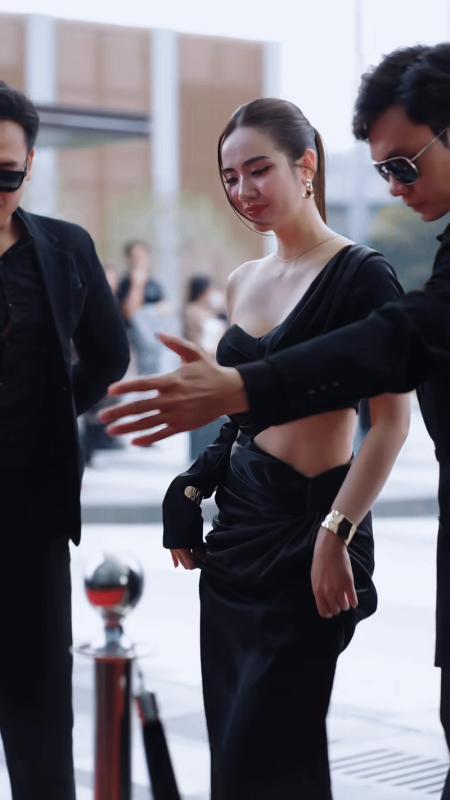 Huyền Lizzie lại đẹp động lòng người, khiến netizen mang so với Kim Tuyến- Ảnh 5.