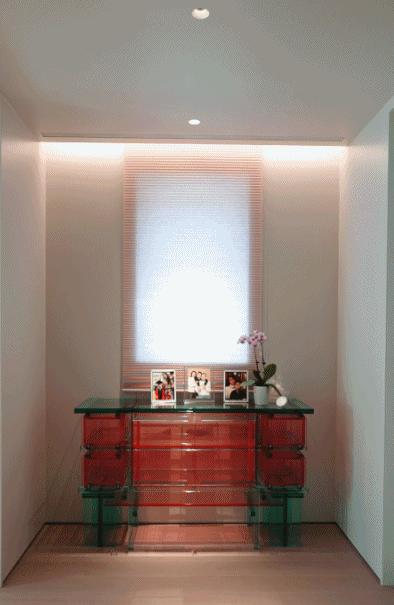 Vợ đi Mỹ, chồng ở nhà làm 1 việc “động trời” với biệt thự 700m2 rồi mới báo gia đình: “Đã đến lúc tôi sống thật với chính mình”- Ảnh 4.