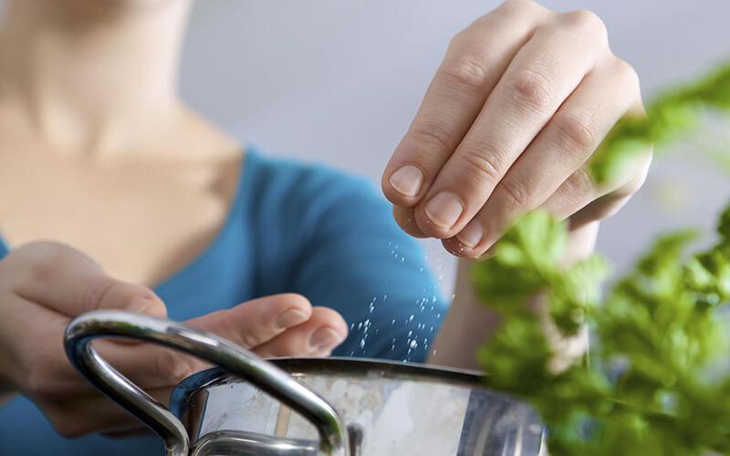 3 loại gia vị dễ gây ung thư nhất? Bác sĩ nói thích đến mấy cũng dùng tiết kiệm khi nấu ăn- Ảnh 4.