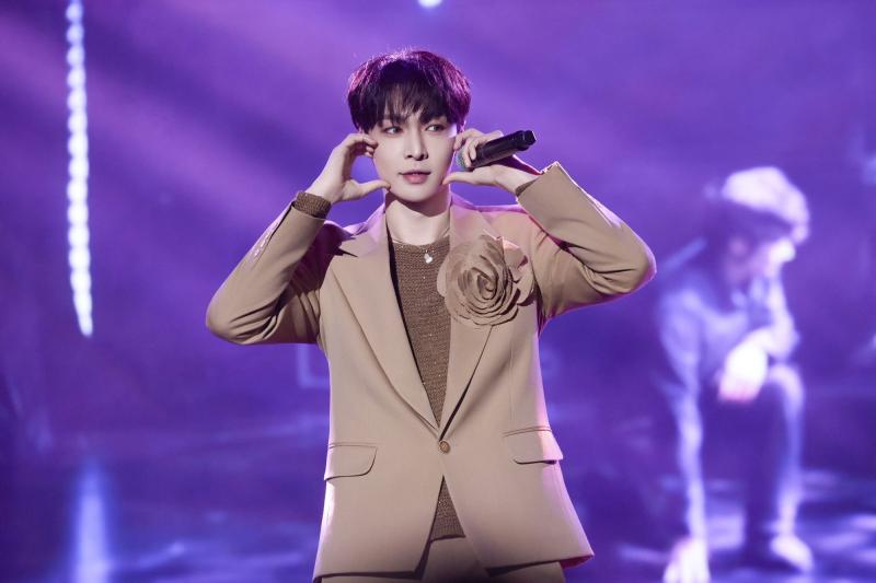 Ca sĩ được coi như báu vật, từng tổ chức concert ở SVĐ Quốc gia nay bị ghẻ lạnh, gạt khỏi nhóm?- Ảnh 1.