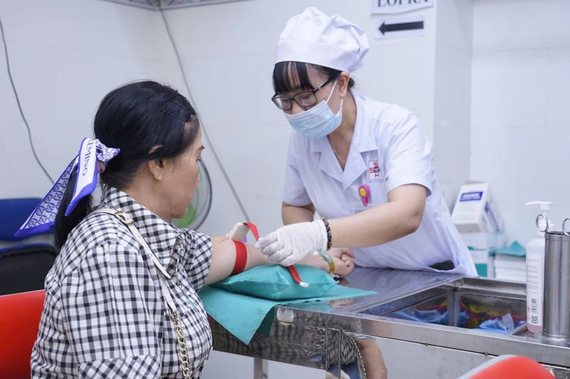 Tầm soát đái tháo đường và ung thư miễn phí- Ảnh 1.