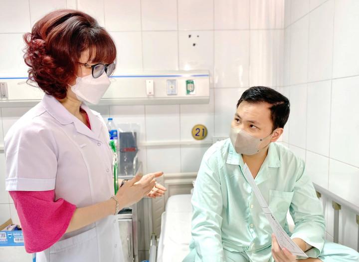 Bố chết não hiến thận cứu con trai mắc bệnh mạn tính- Ảnh 1.