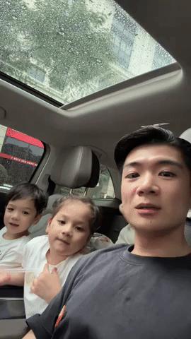 "Cậu ấm cô chiêu" nhà bầu Hiển - cháu Đỗ Mỹ Linh học trường quốc tế 700 triệu/năm, nói tiếng Anh như Tây gây sốt MXH- Ảnh 1.