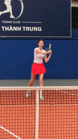 Lương Thùy Linh - Kỳ Duyên rủ nhau chạy bộ: Quay video tấu hài nhưng nhan sắc, vóc dáng vẫn đẳng cấp Hoa hậu!- Ảnh 2.