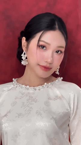 Tiểu thư Doãn Hải My bật chế độ 